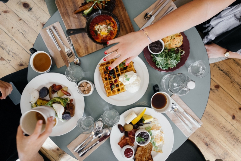 restaurant-LA GARDE FREINET-min_breakfast-690128